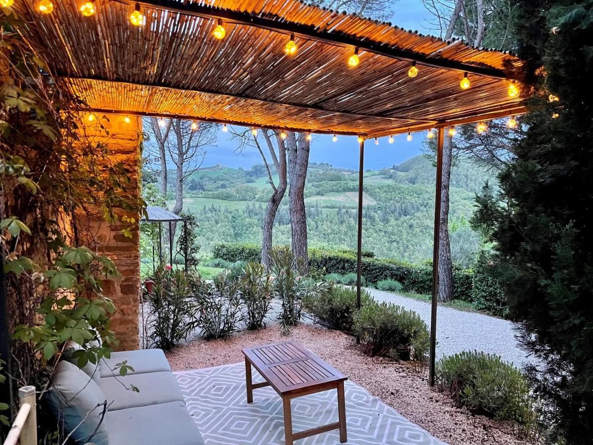 La Panoramica Gubbio - Maison De Charme - Casette E Appartamenti Self Catering Per Vacanze Meravigliose! المظهر الخارجي الصورة
